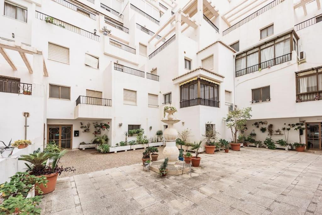 Modern First Line Apartment Almunecar Exterior photo