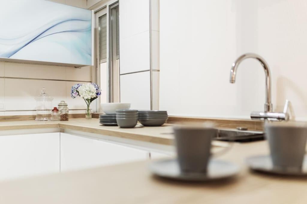 Modern First Line Apartment Almunecar Exterior photo